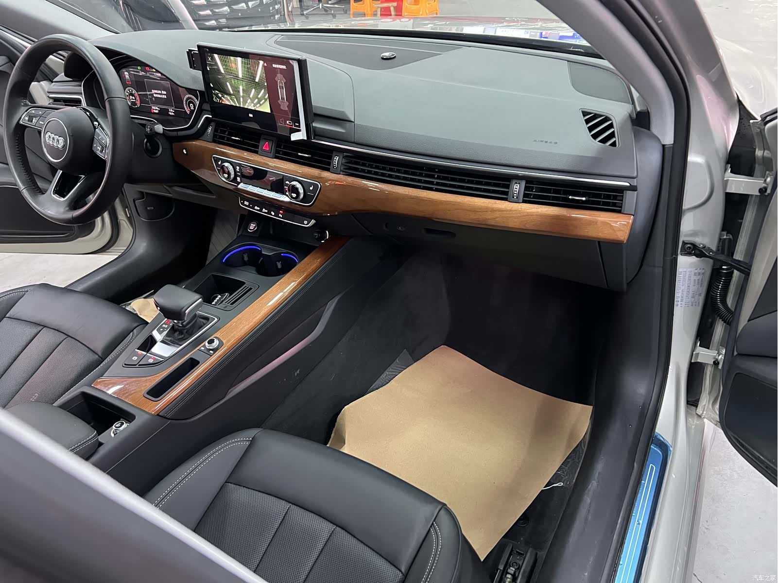 Audi A4L, 2021 9