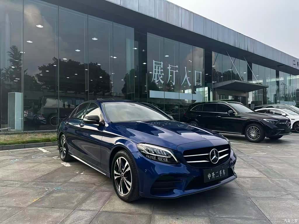 Mercedes-Benz C-Class, 2019 3