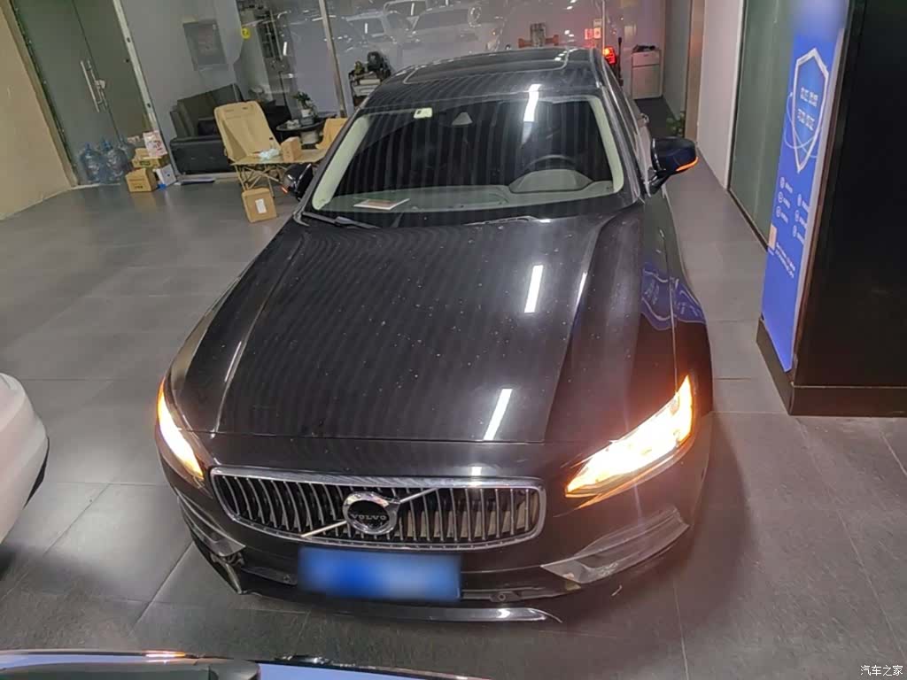 Volvo S90, 2017 3