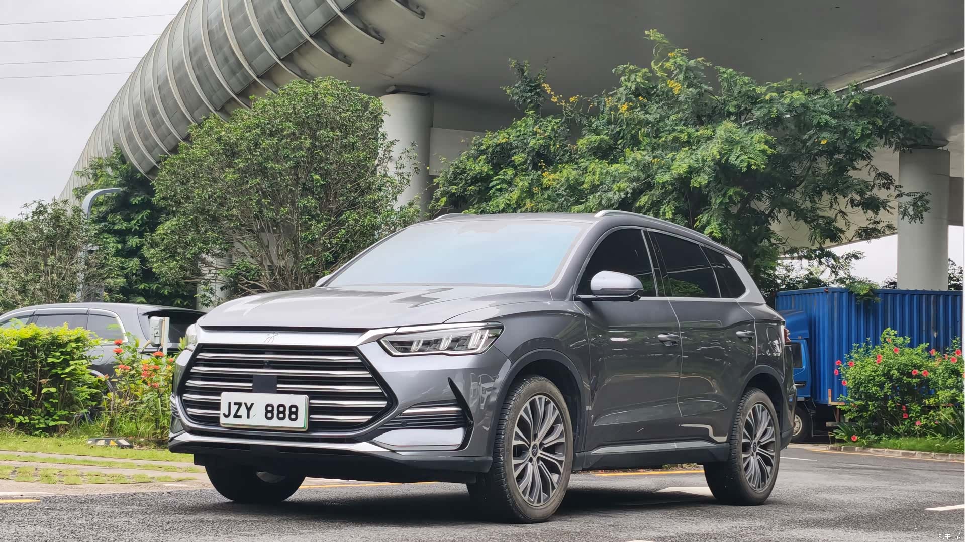 BYD Song