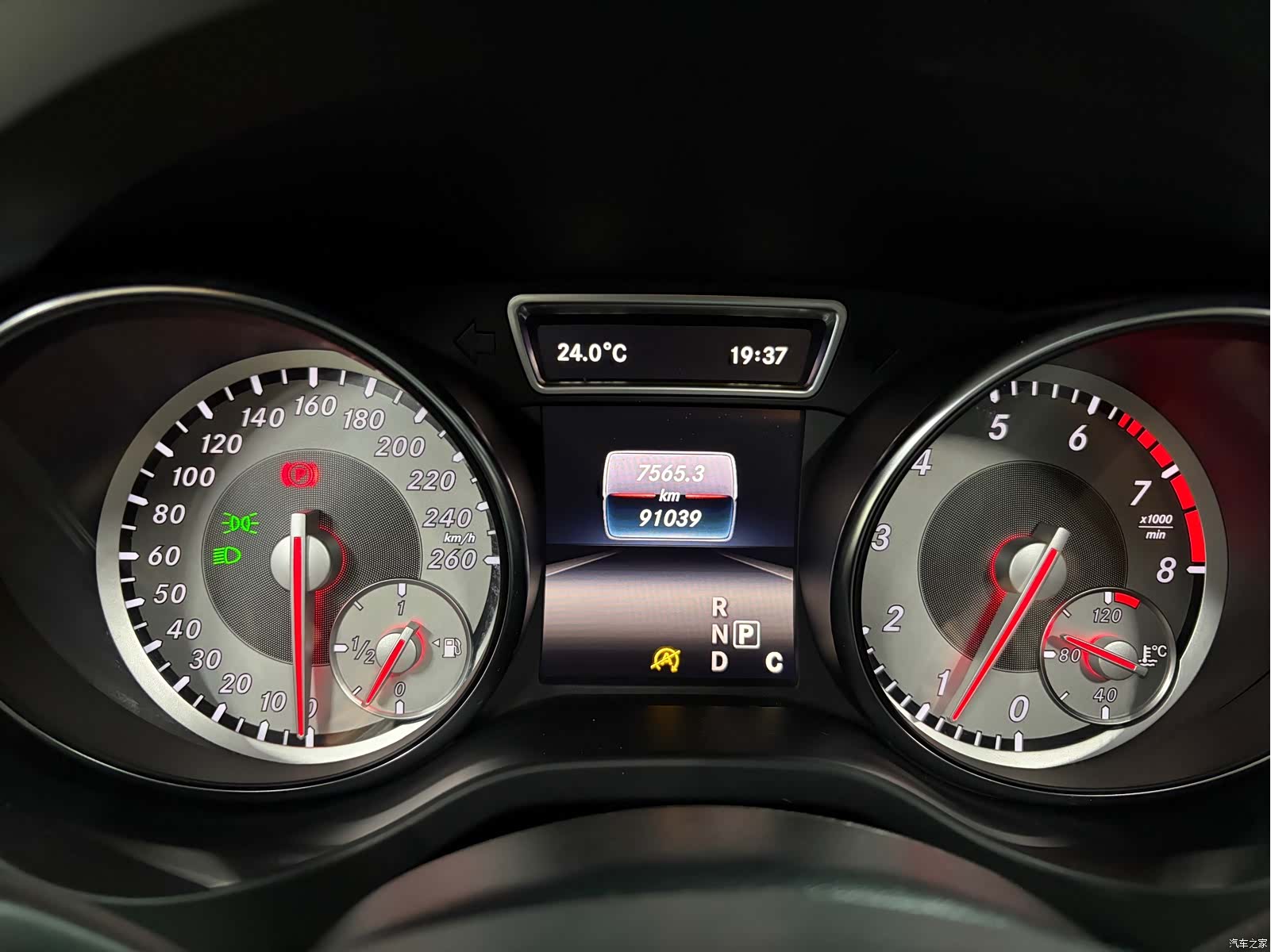Mercedes-Benz CLA, 2016 18