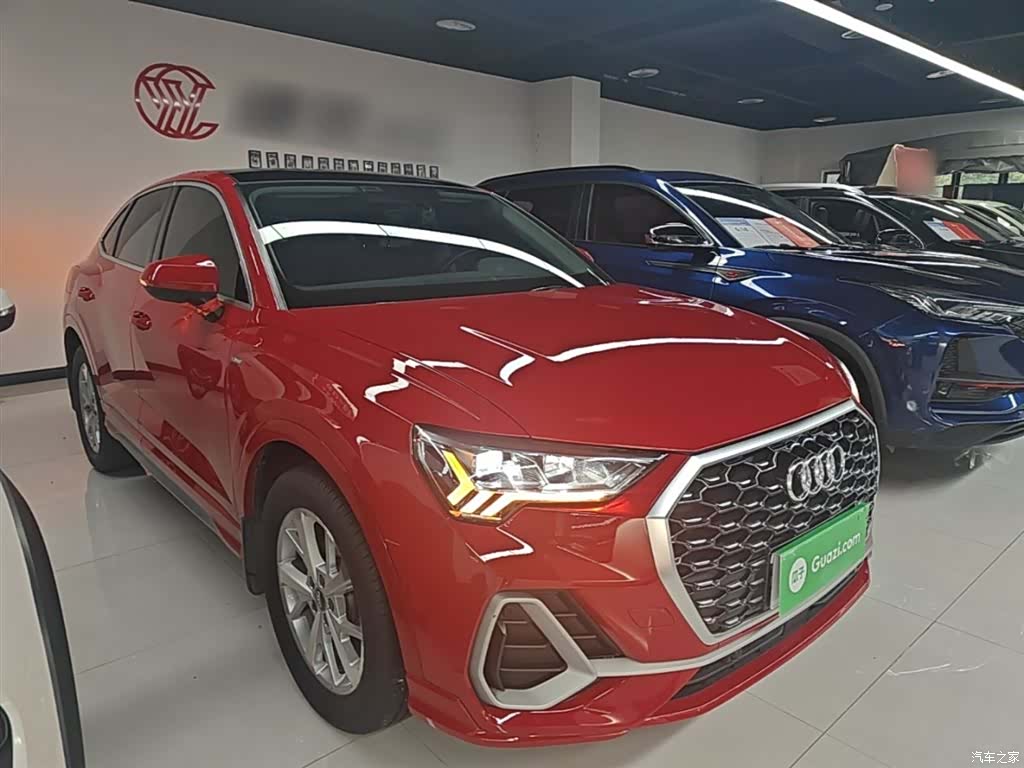 Audi Q3, 2021 4