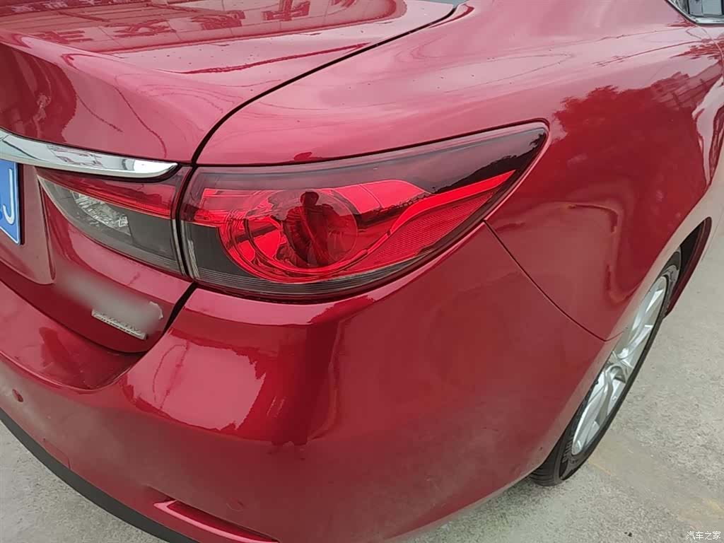 Mazda Atenza, 2014 8