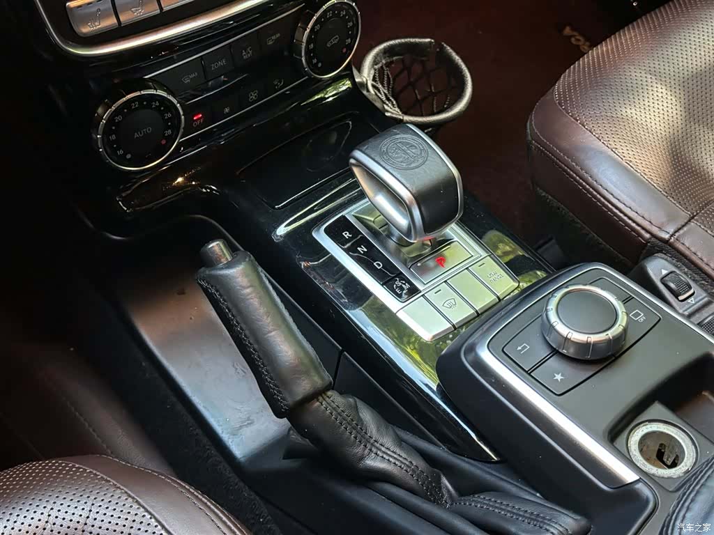 Mercedes-Benz G-Class, 2018 9