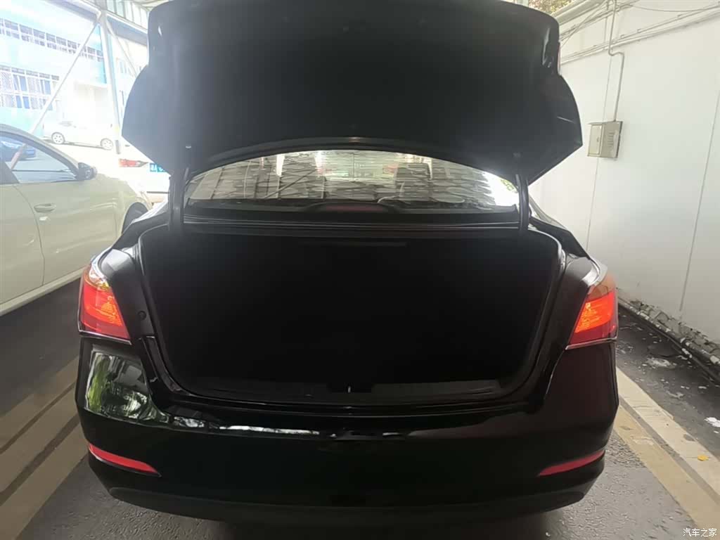 Hyundai GLS, 2014 19