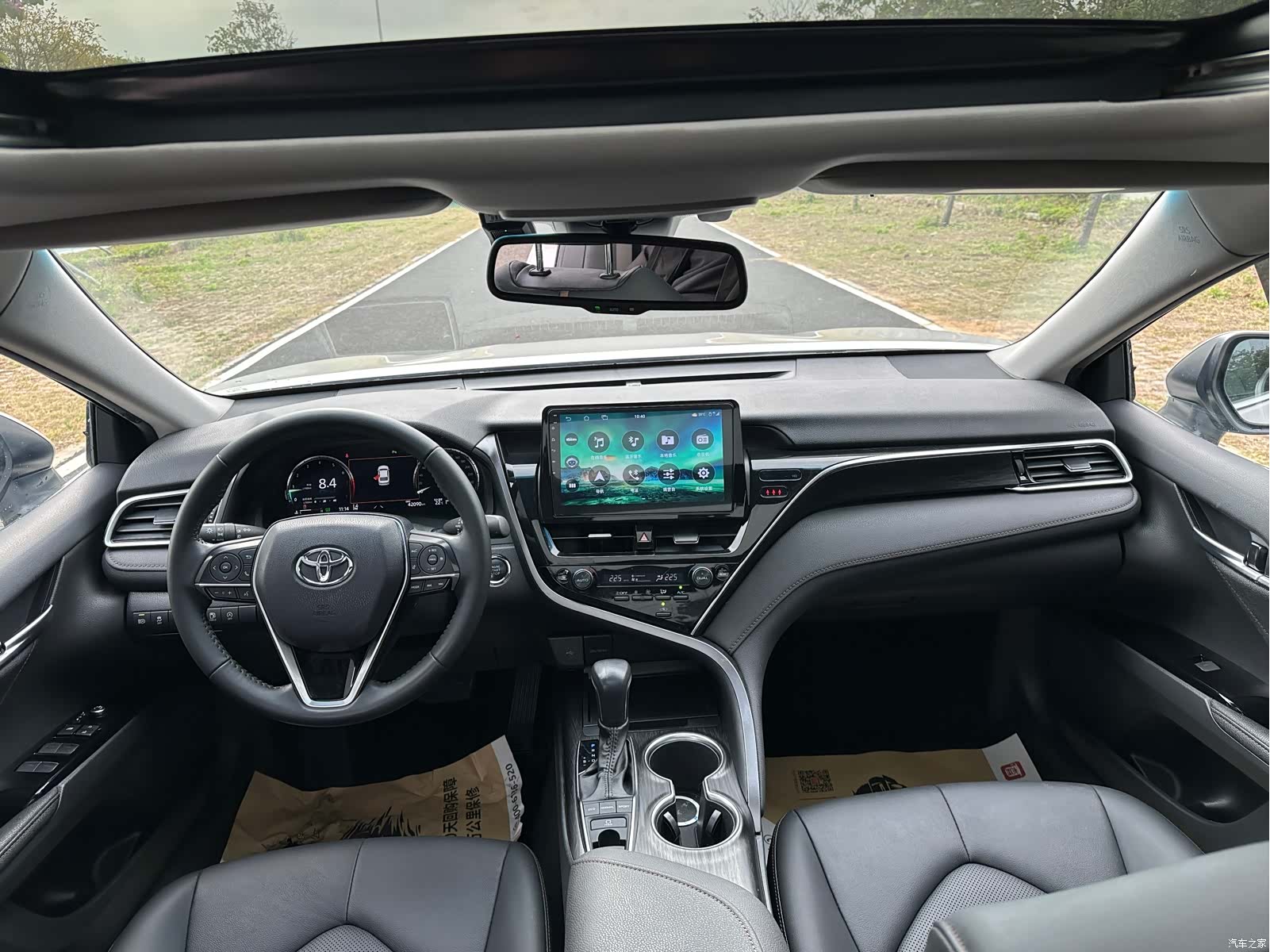 Toyota Camry, 2023 9