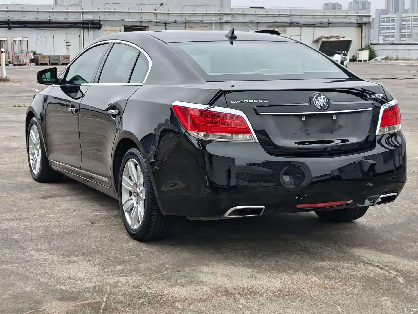 Buick LaCrosse, 2011 4