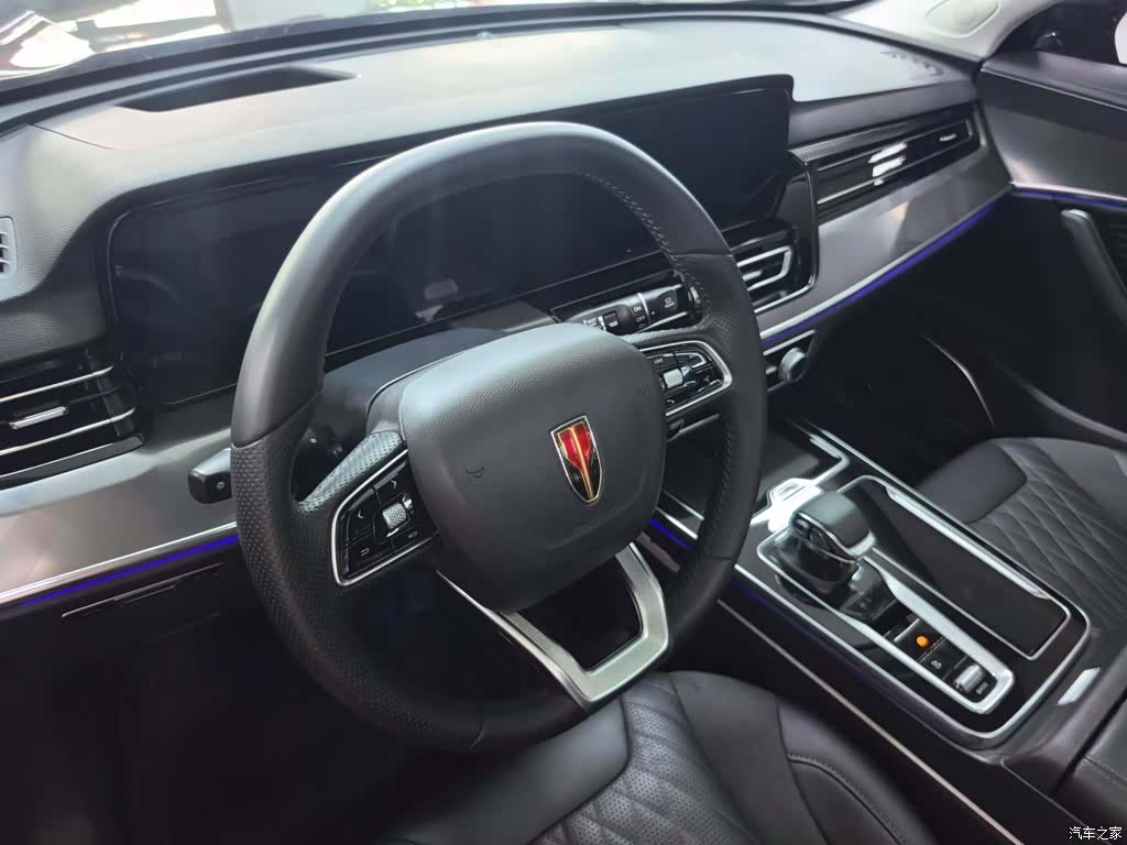 Hongqi HS5, 2023 4