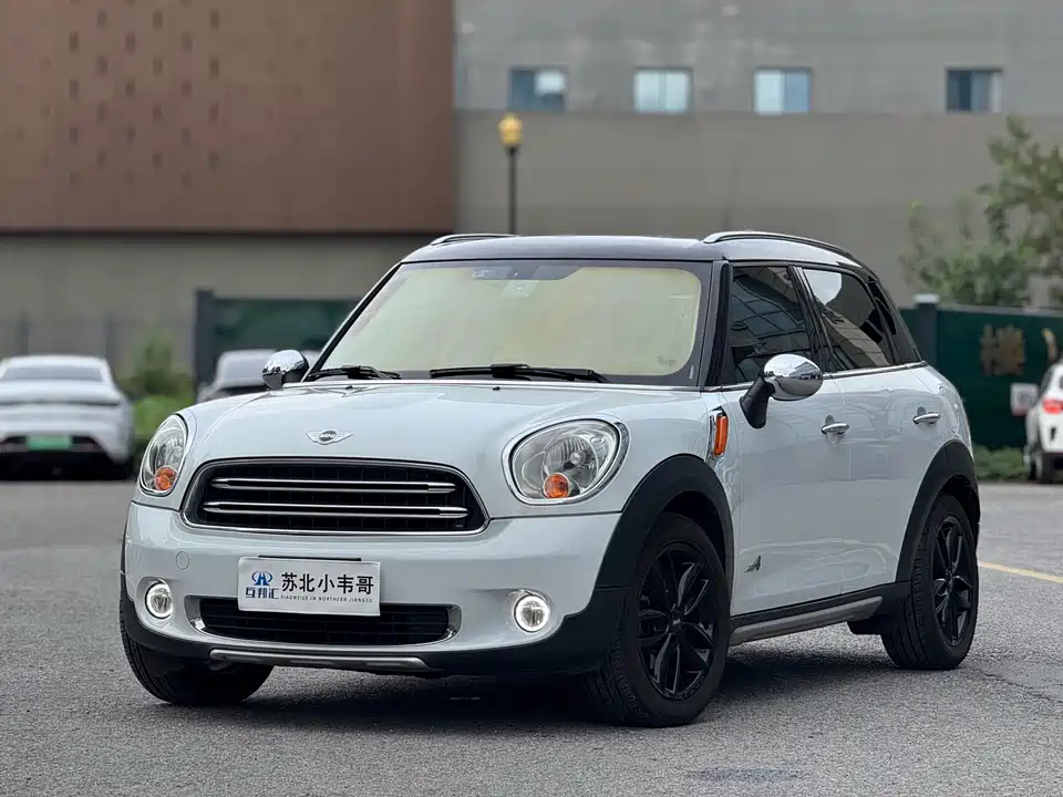MINI COUNTRYMAN
