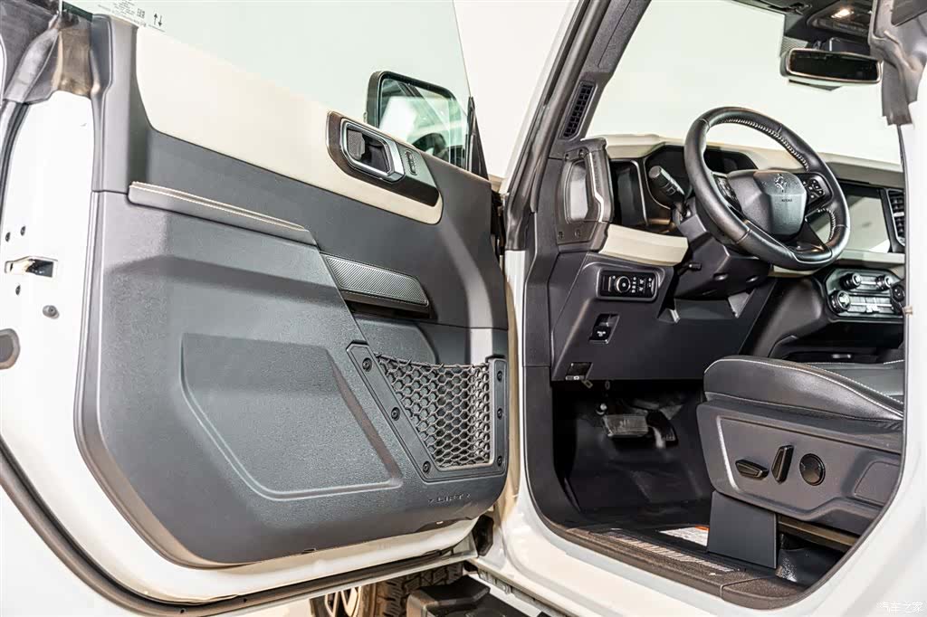 Ford Bronco, 2025 7