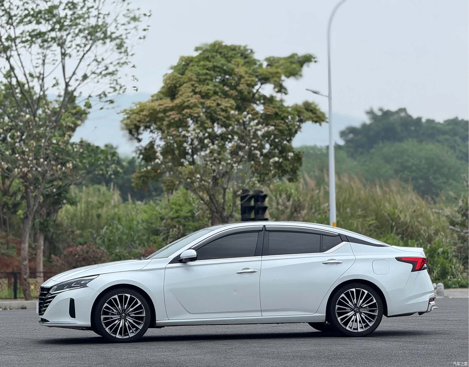 Nissan Teana, 2023 17