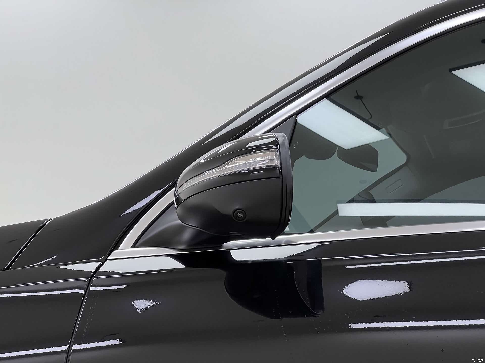 Mercedes-Benz GLE, 2026 38