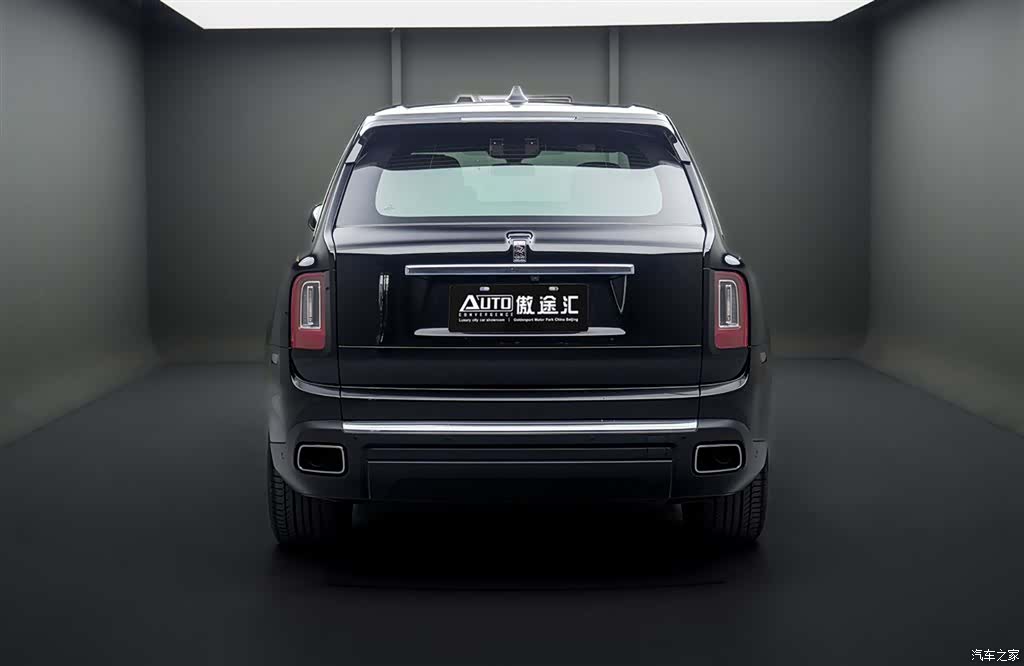 Rolls-Royce Cullinan, 2021 4