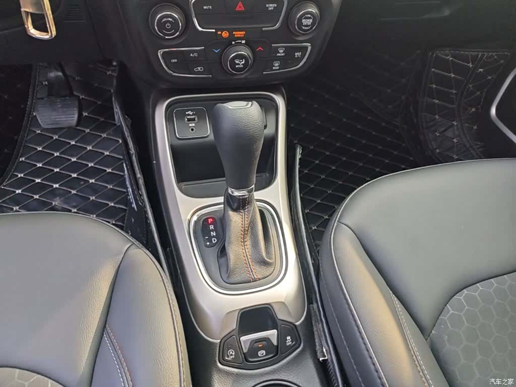 Jeep Compass, 2019 14