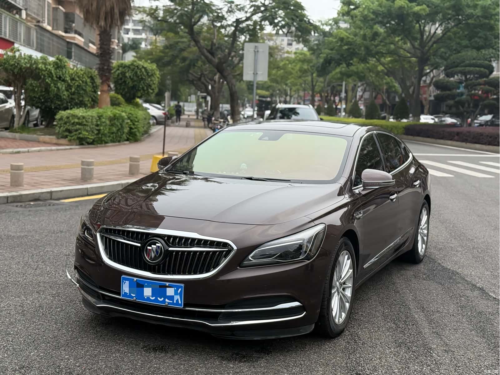 Buick LaCrosse, 2017 1