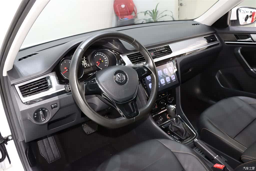 Volkswagen Bora, 2017 10