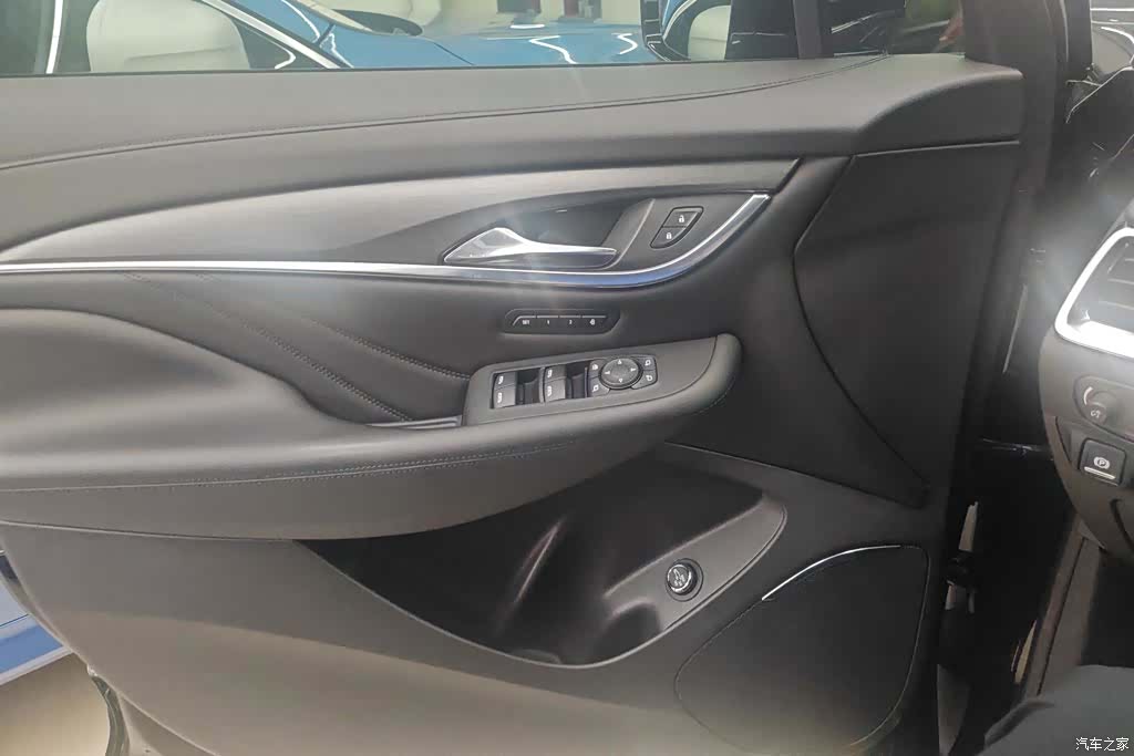 Buick Enclave, 2023 7