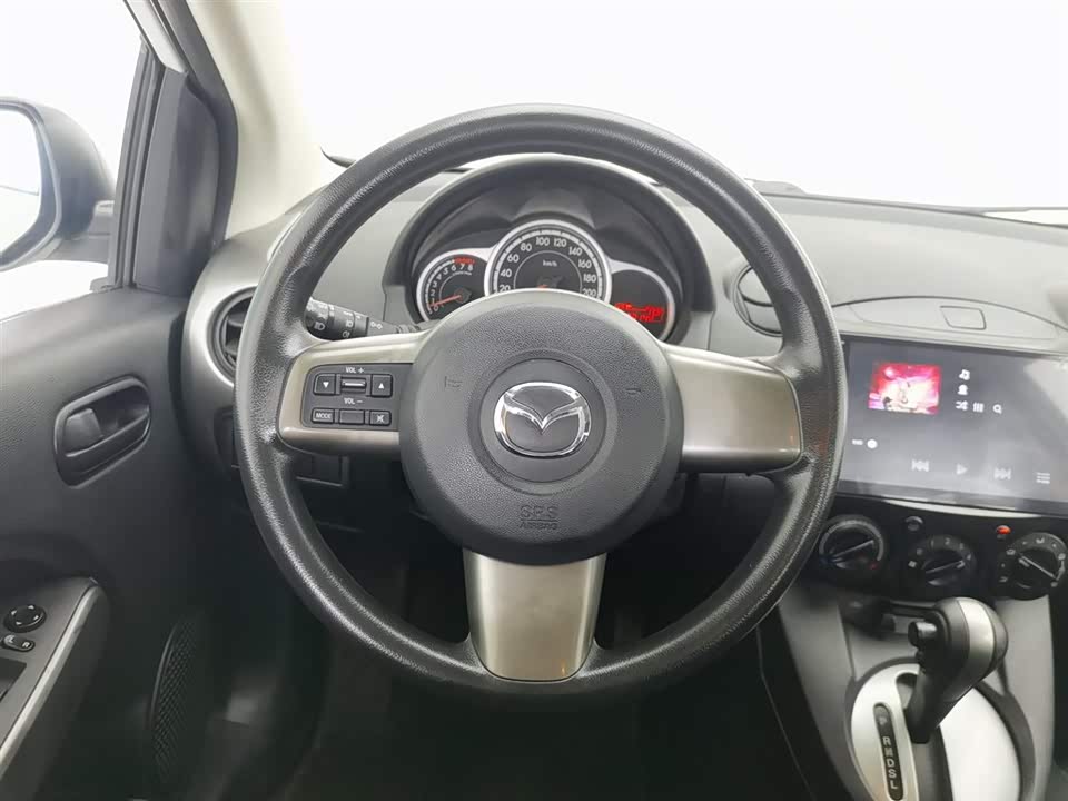 Mazda 2 Mazda 2