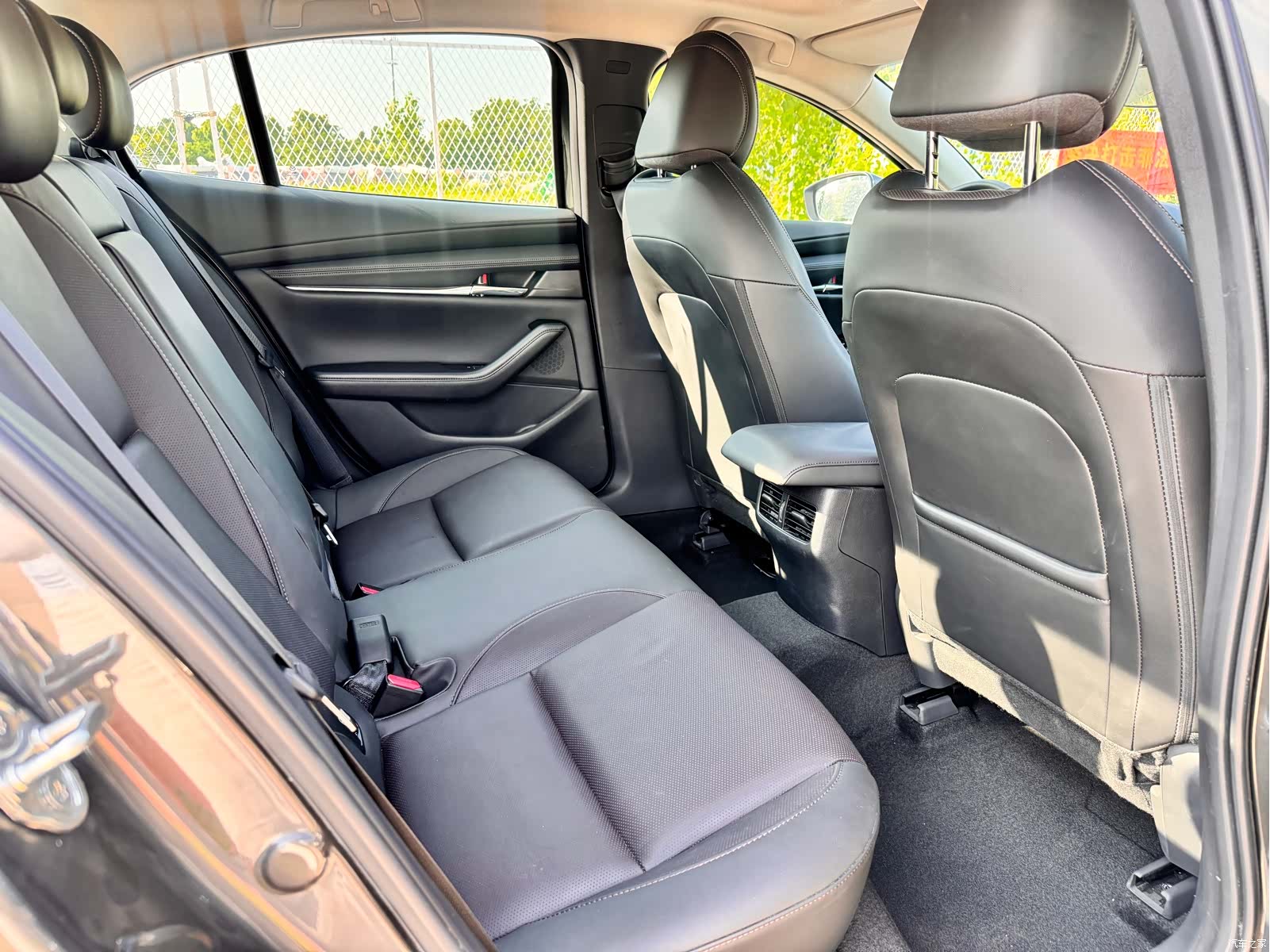 Mazda Mazda3, 2023 11