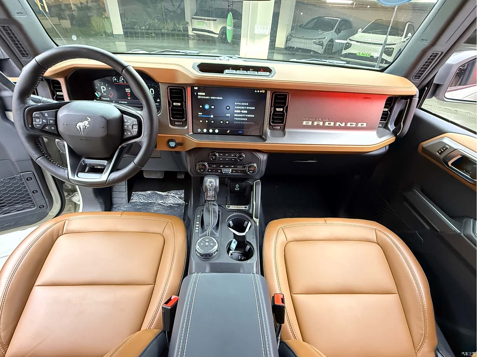 Ford Bronco, 2025 13