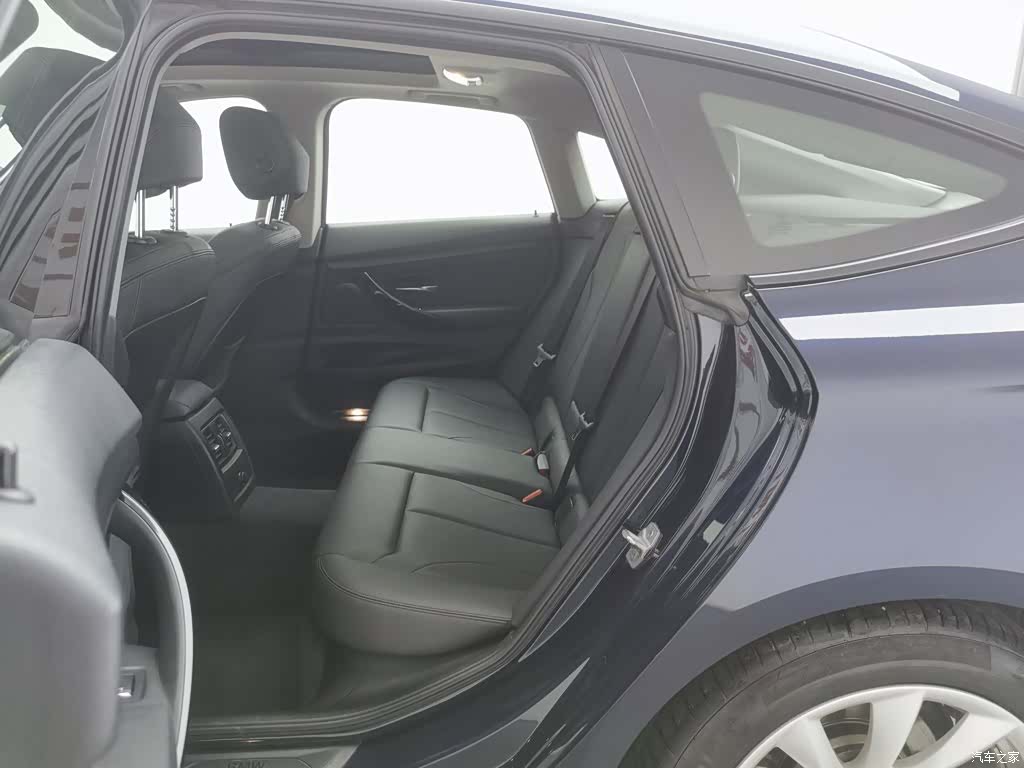 BMW 3 Series, 2019 15
