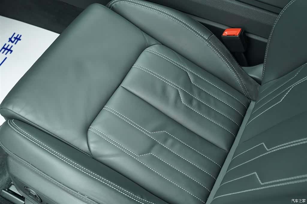 Audi A6L, 2020 9