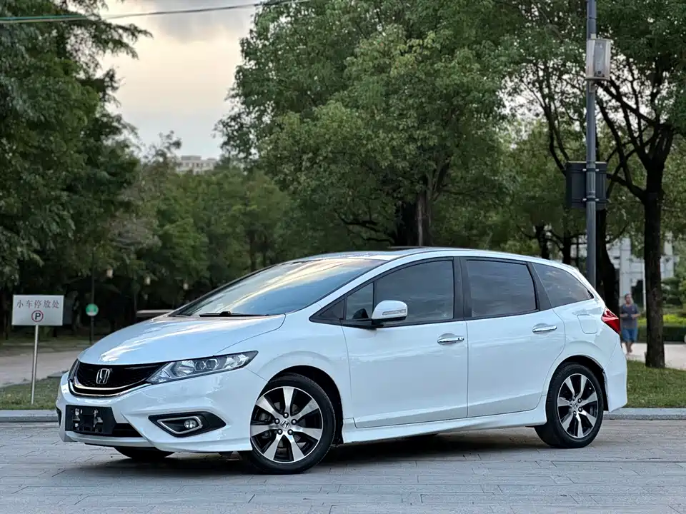 Honda Jade