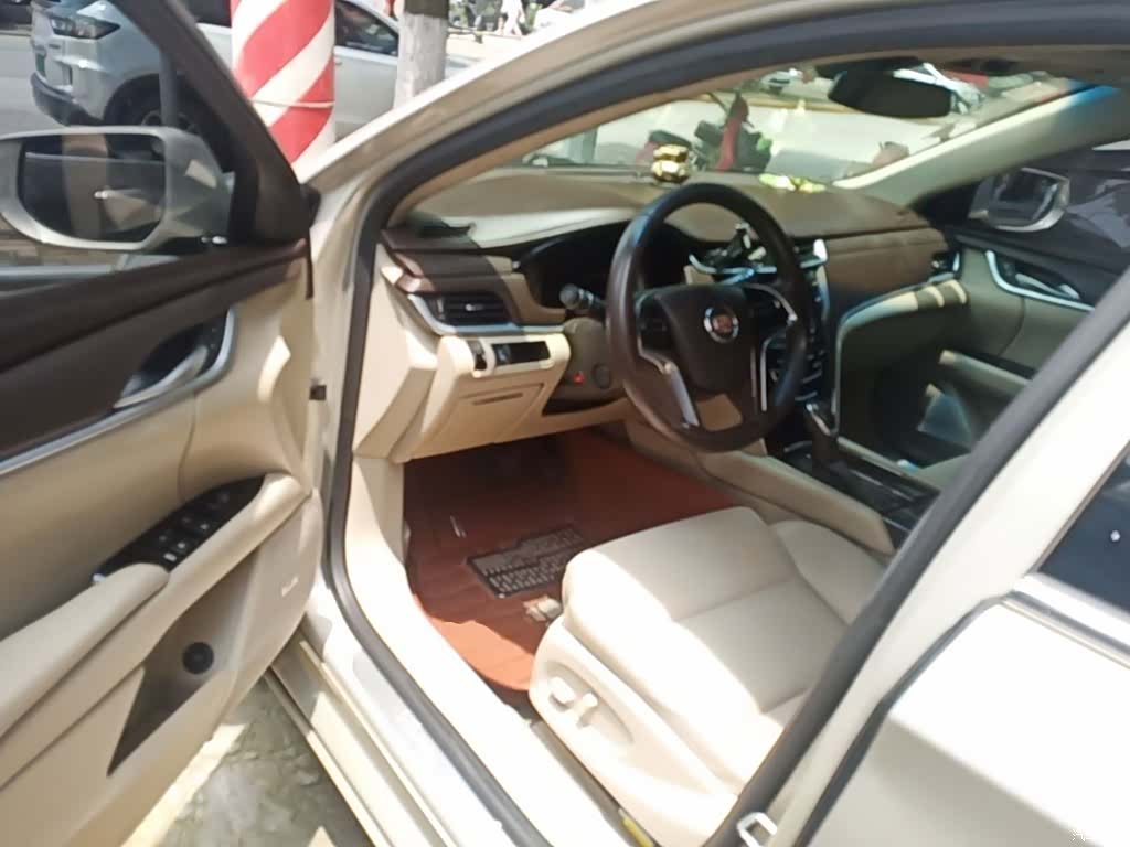 Cadillac XTS, 2014 12
