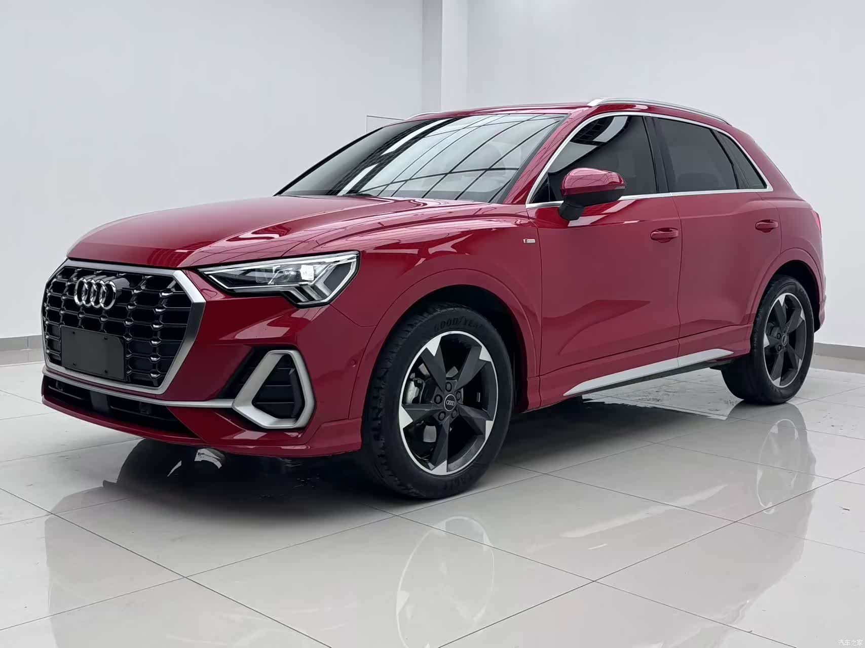 Audi Q3, 2021 1