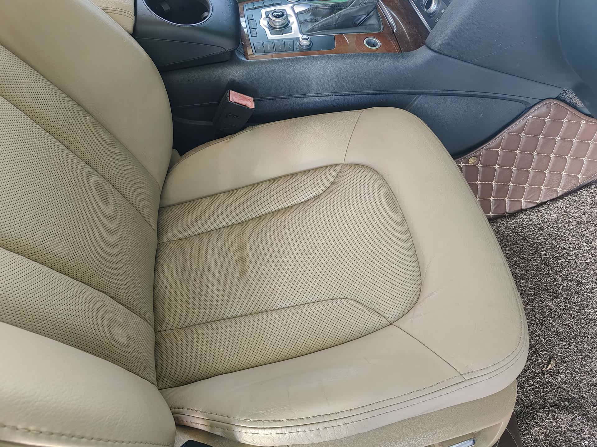 Audi Q7, 2010 56