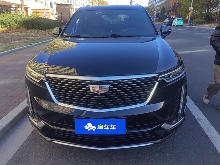 Cadillac XT6