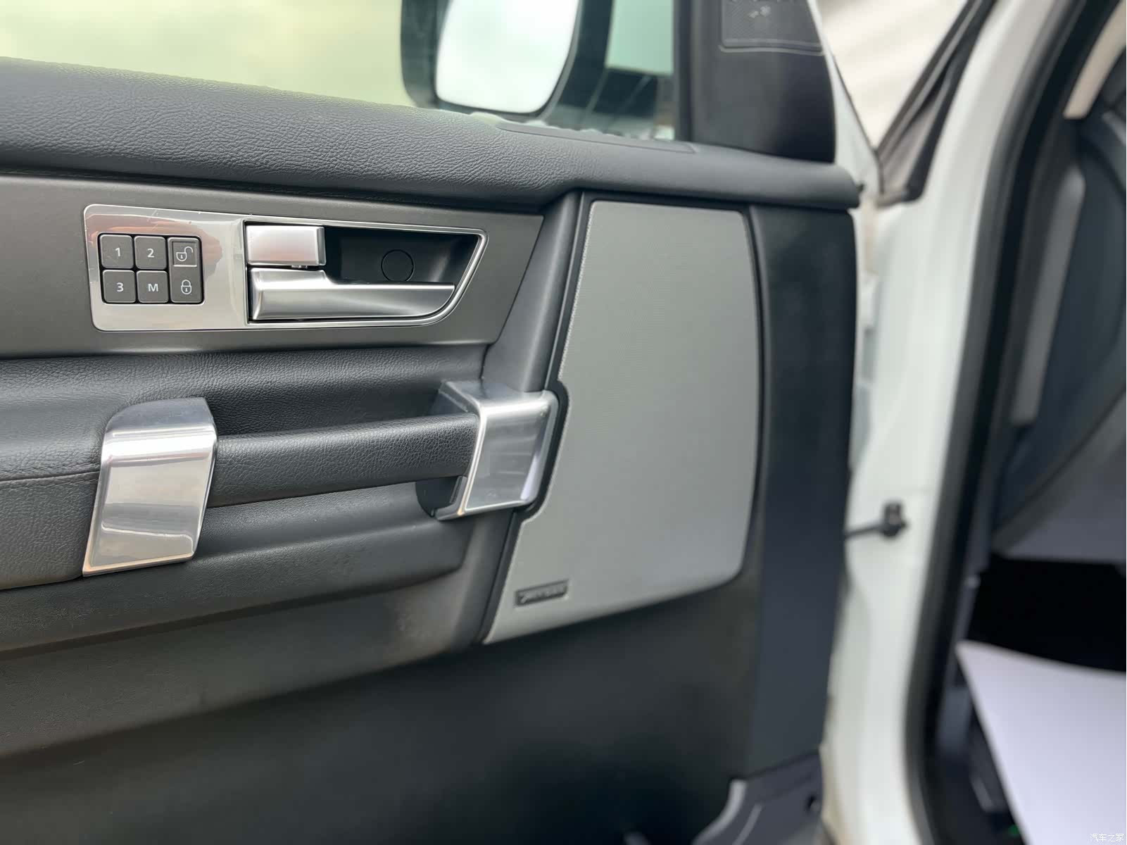 Land Rover Discovery, 2016 9