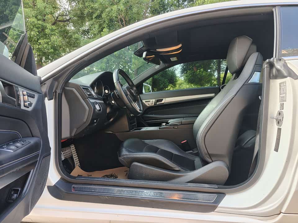 Mercedes-Benz E-class Mercedes-Benz E-class