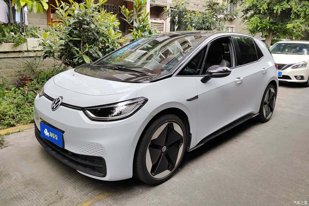 Volkswagen ID.3, 2022 1