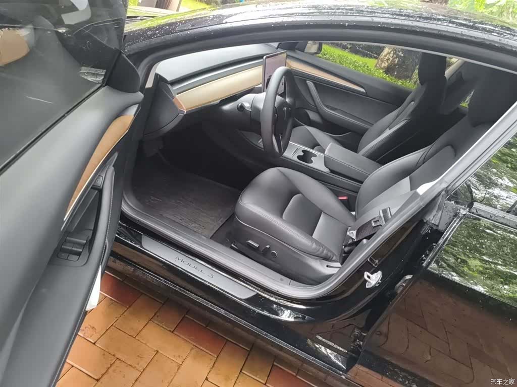 Tesla Model 3, 2021 14