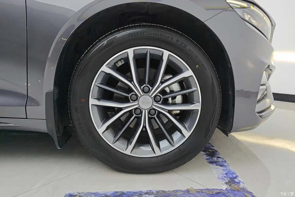 Geely Preface, 2025 6
