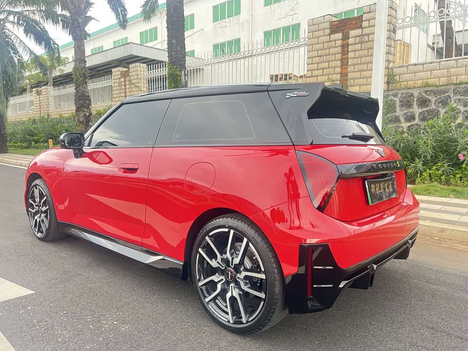 MINI Electric COOPER