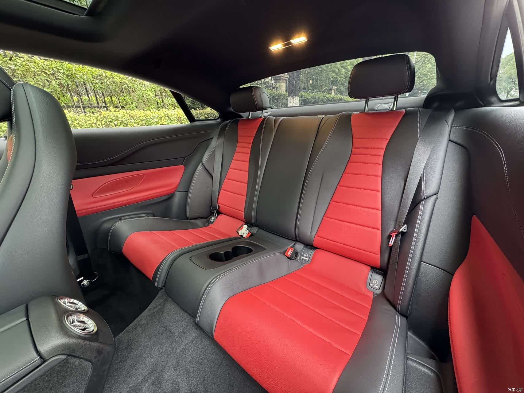 Mercedes-Benz E-Class, 2023 9