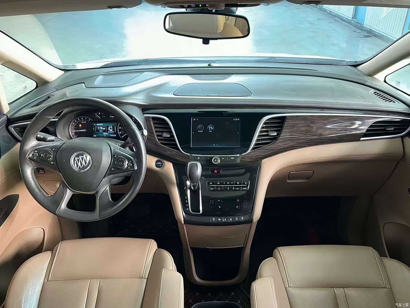 Buick GL8, 2018 4