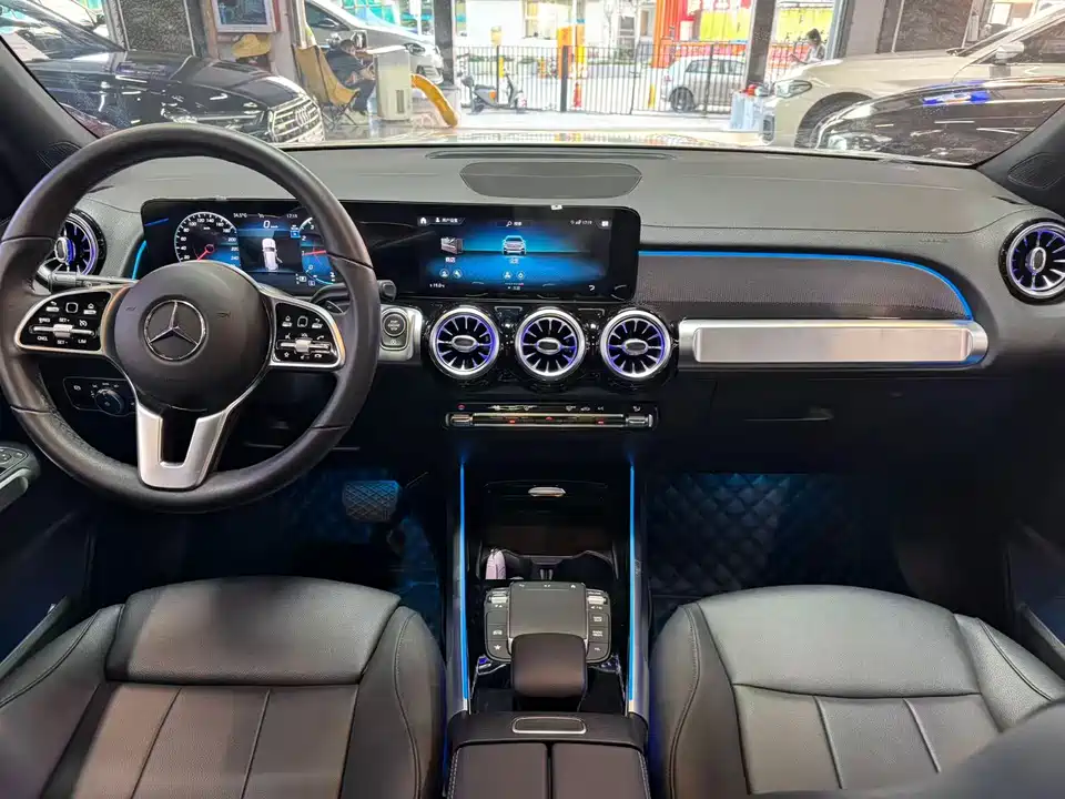 Mercedes-Benz GLB