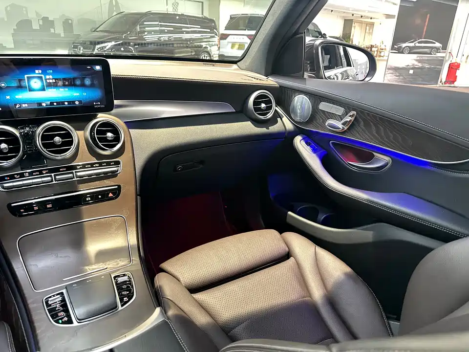 Mercedes-Benz GLC Mercedes-Benz GLC