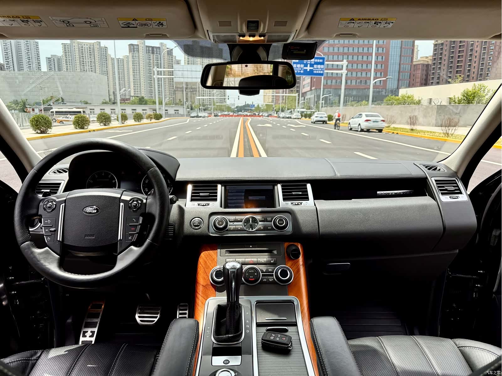 Land Rover Range Rover, 2010 9