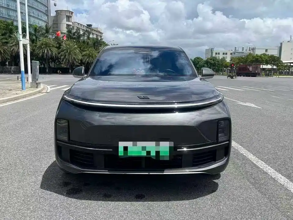 Li Auto Ideal L8