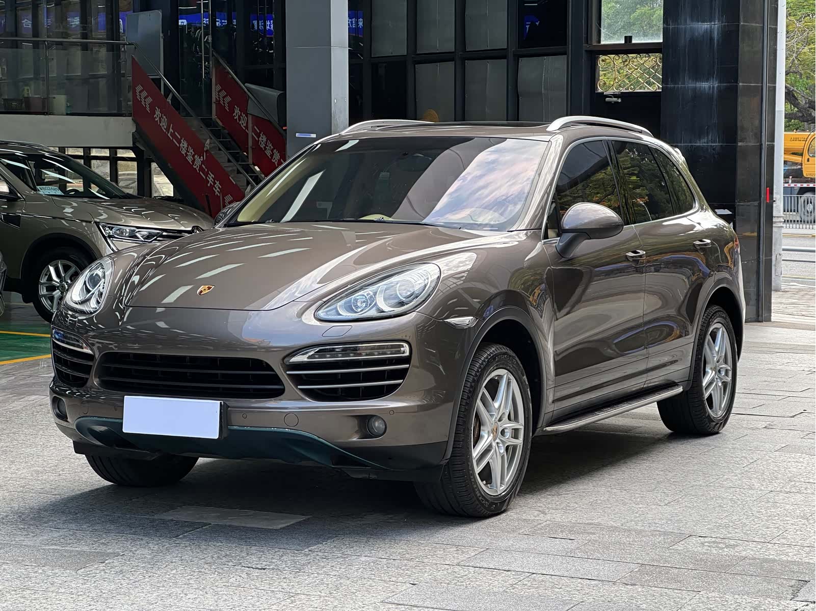 Porsche Cayenne, 2013 1