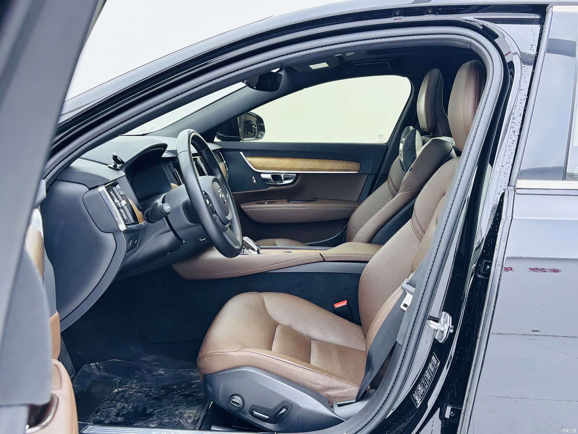 Volvo S90, 2021 10