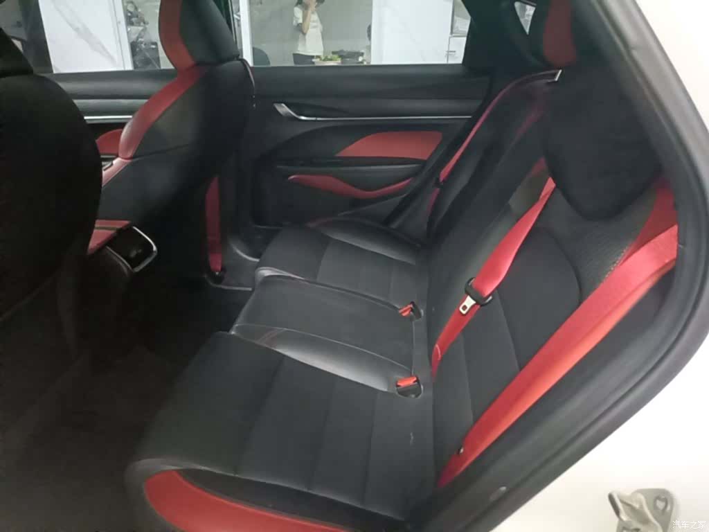 Geely Binray, 2021 17