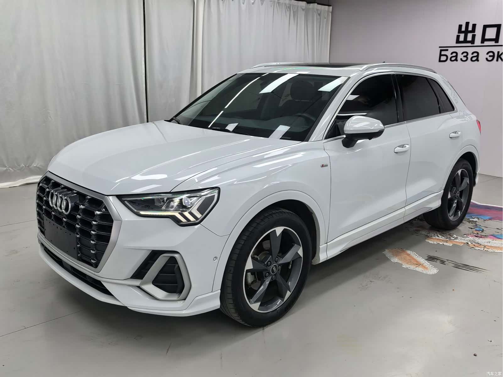 Audi Q3, 2022 1