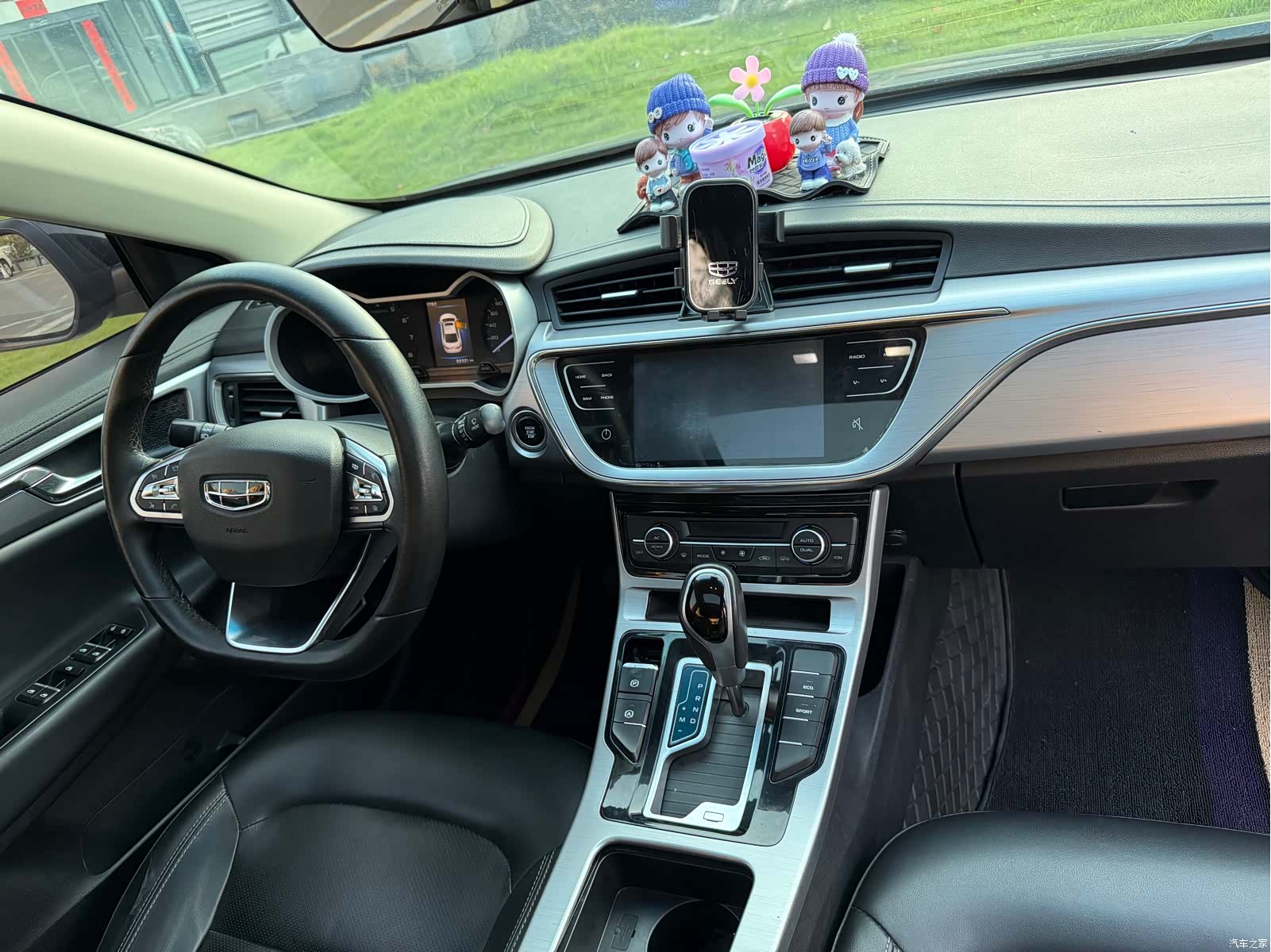 Geely Emgrand, 2019 18