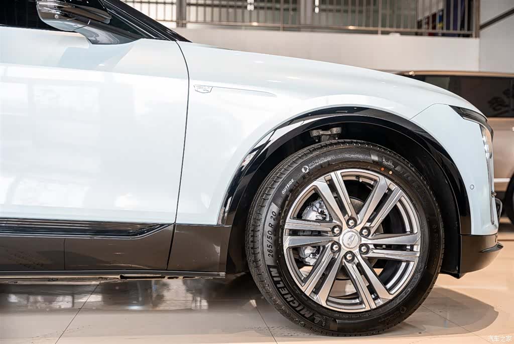 Cadillac IQ, 2025 все фото