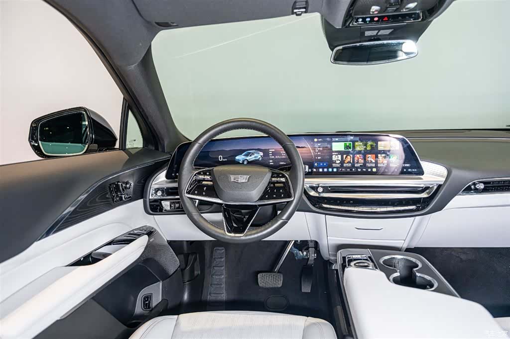 Cadillac IQ, 2025 12